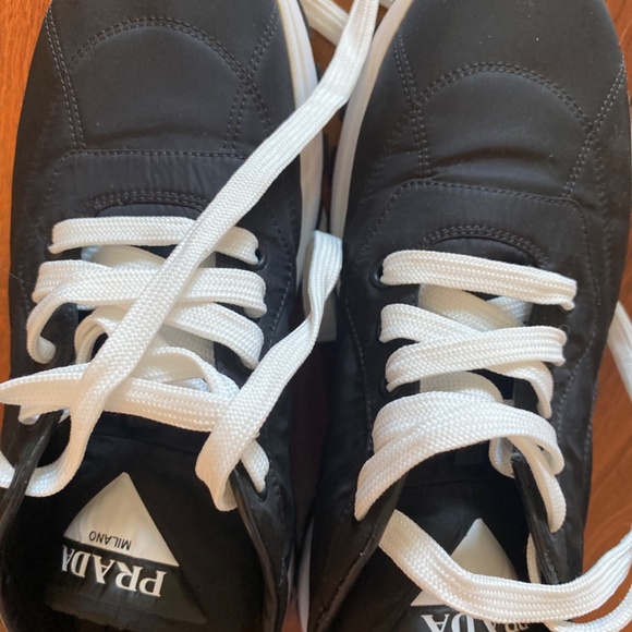 Woman’s Prada sneaker woman’s 7 (37) - Picture 8 of 8